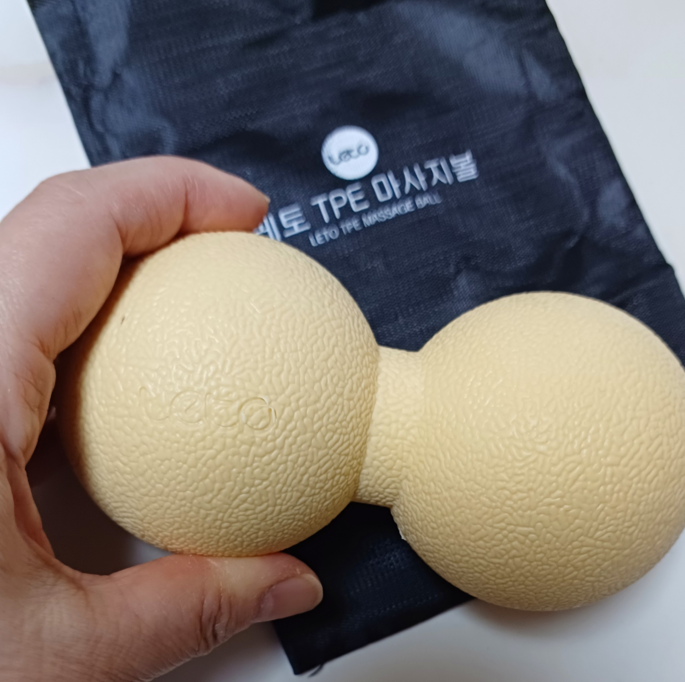 폼롤러-마사지볼-홈트-스트레칭-6