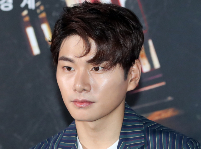 배우 이이경의 카카오톡 논란