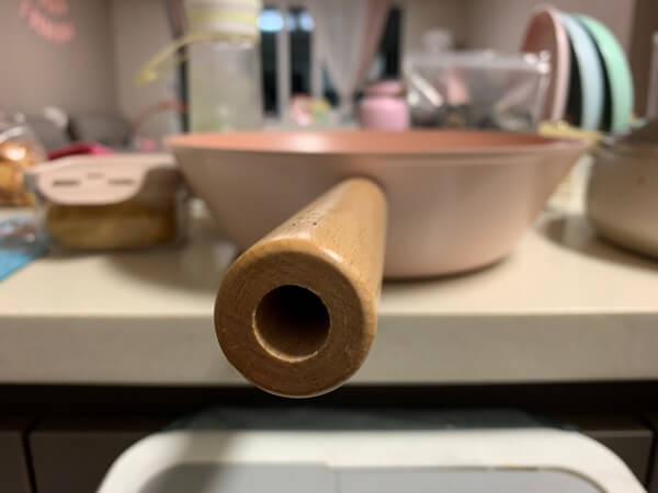 손잡이가-나무인-후라이팬