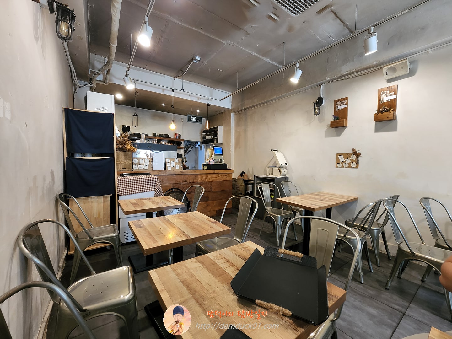 니들누들 염창점 실내