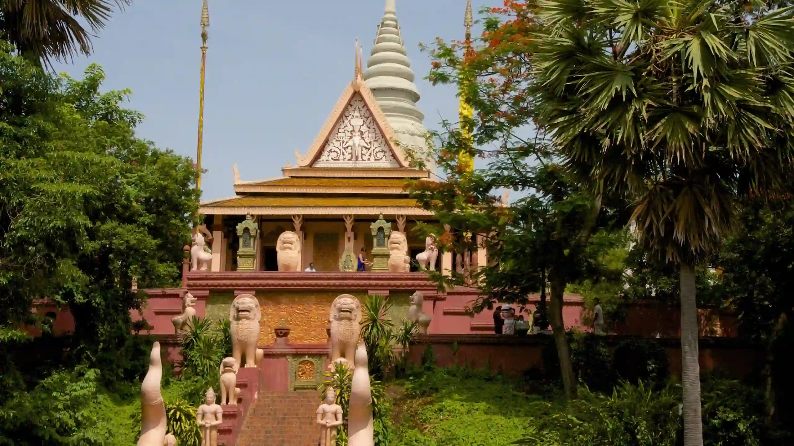 왓프놈(Wat Phnom)