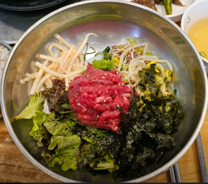 생방송투데이 막 퍼주는 집 얼만데요 8천원 한우갈비탕 육회비빔밥 일산 임가네한우마을 정보