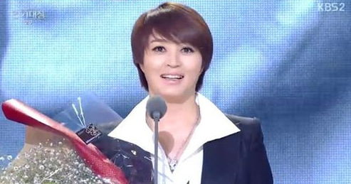 김혜수