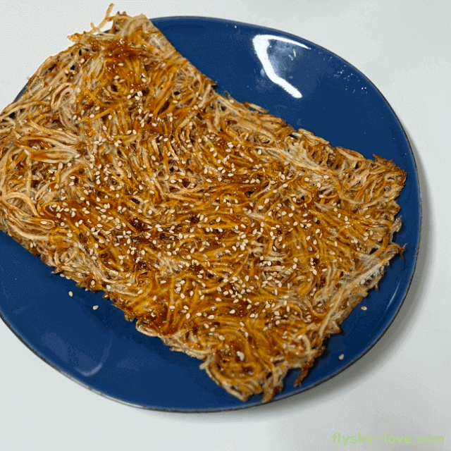 양념을 바른 뱅어포 구이