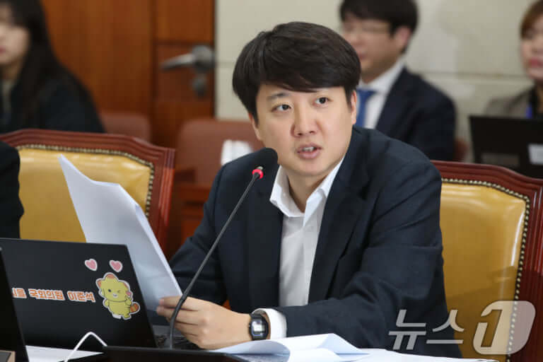 이준석과 '명태균 여론조사'