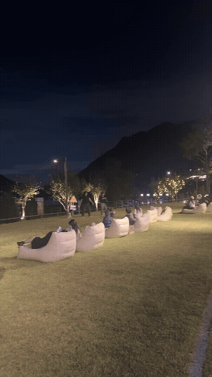 봉주르 팔당 빈백존 야경 gif