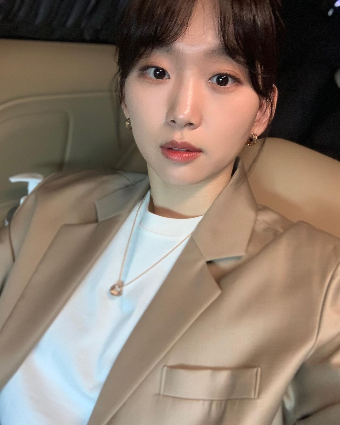 진기주