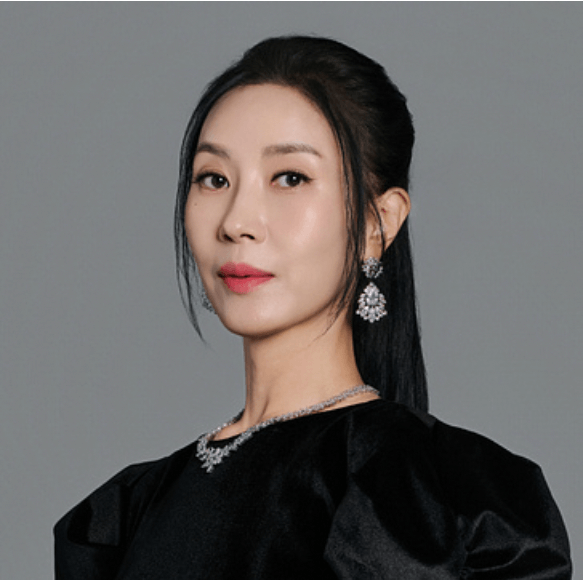 붉은 진주 박태호의 아내 오정란 역할의 배우 김희정