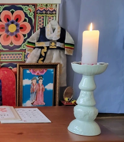 마산 강씨신당 촛불