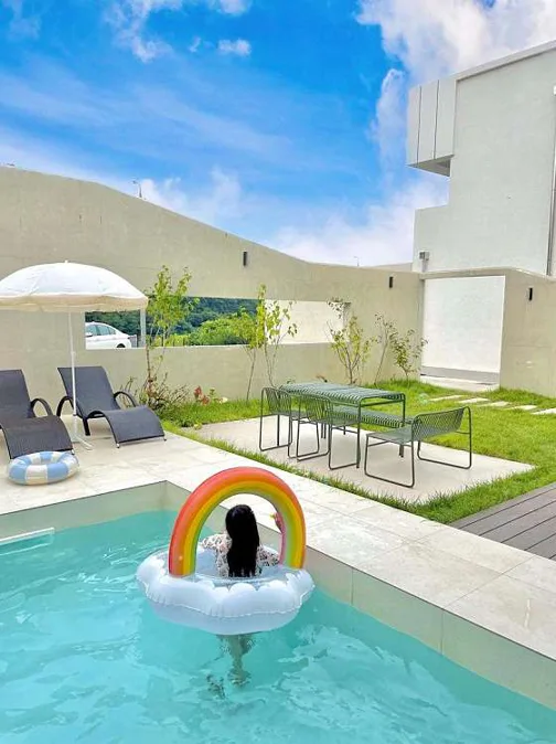 청도풀빌라 이글우드