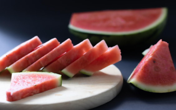 수박 보관 및 맛있게 먹는 법: 여름철 최고의 과일 100% 활용하기