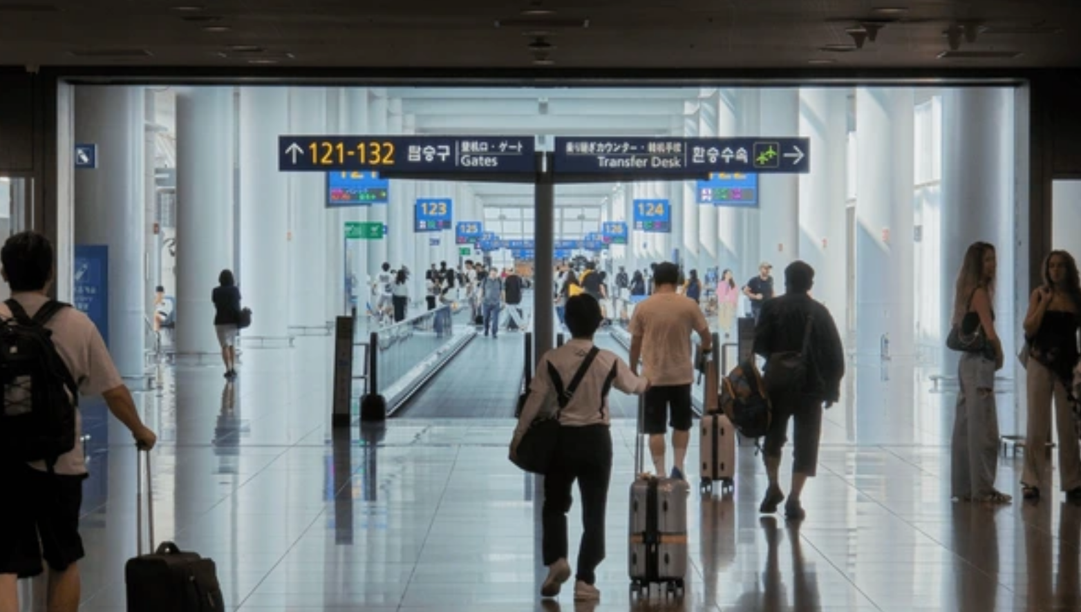 인천공항 내부 이미지