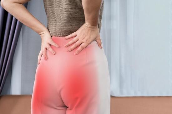 좌골신경통 (Sciatica) - 원인, 증상 및 치료 방법