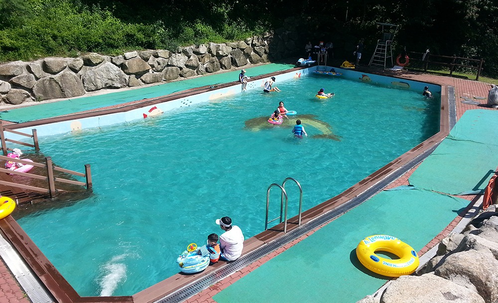 전북 데미샘 자연휴양림