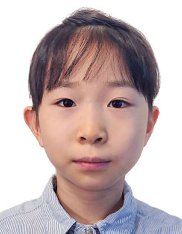 쿠앙이 같은 방법으로 여권사진 규격으로 보정한 사진