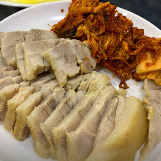 훼미리손칼국수보쌈-뚝섬-맛집-메뉴사진