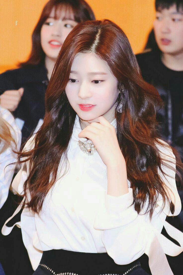 아이즈원 김민주 최애사진