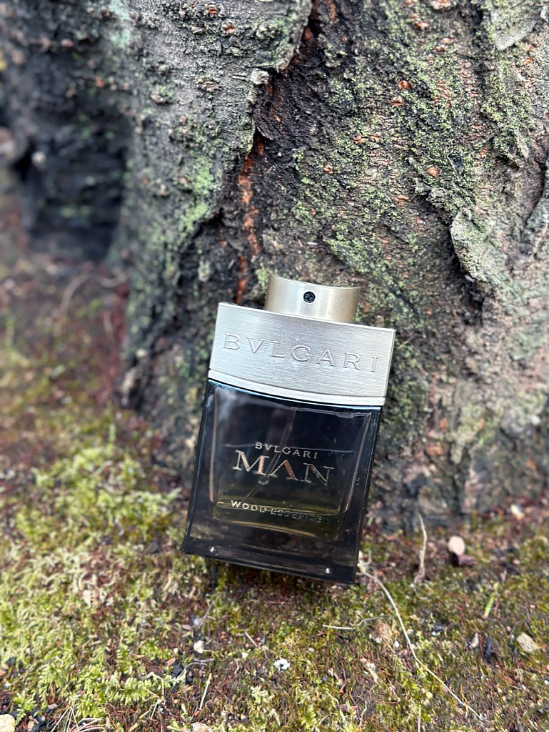 불가리맨우드에센스