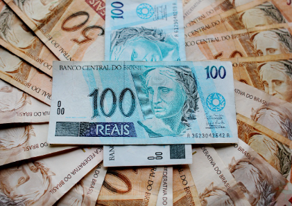 브라질 화폐 100 헤알 지폐 이미지