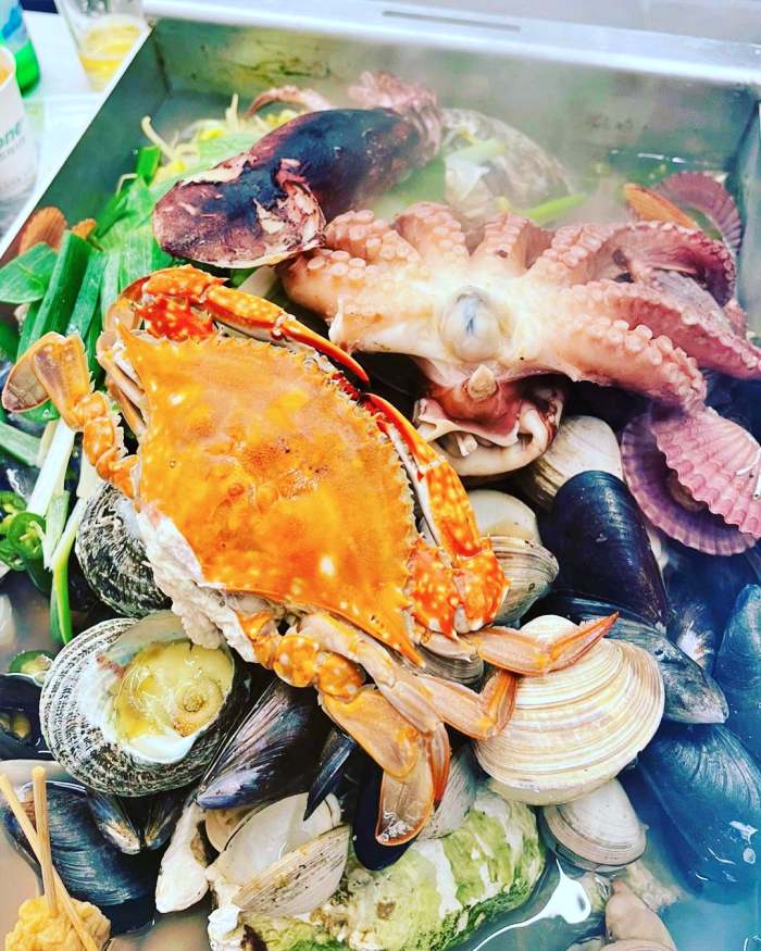 경주 황리단길 맛집 추천 생방송투데이 지금이 딱이야! 동해 바다 대게 해물칼국수 대게찜 오늘방송 자족식당