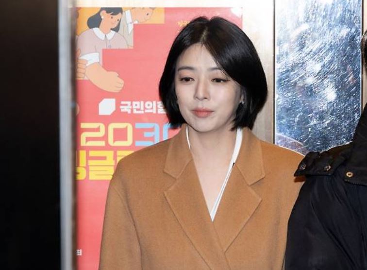 배현진 국회의원 남편 학력 자녀 조문 징계 대학교 나이 정치 프로필