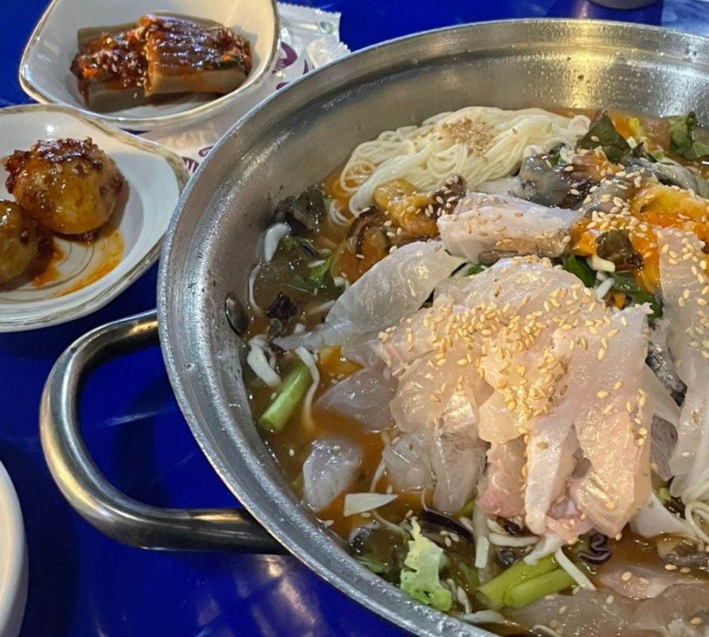 광교 호수공원 횟집 '황금수산'