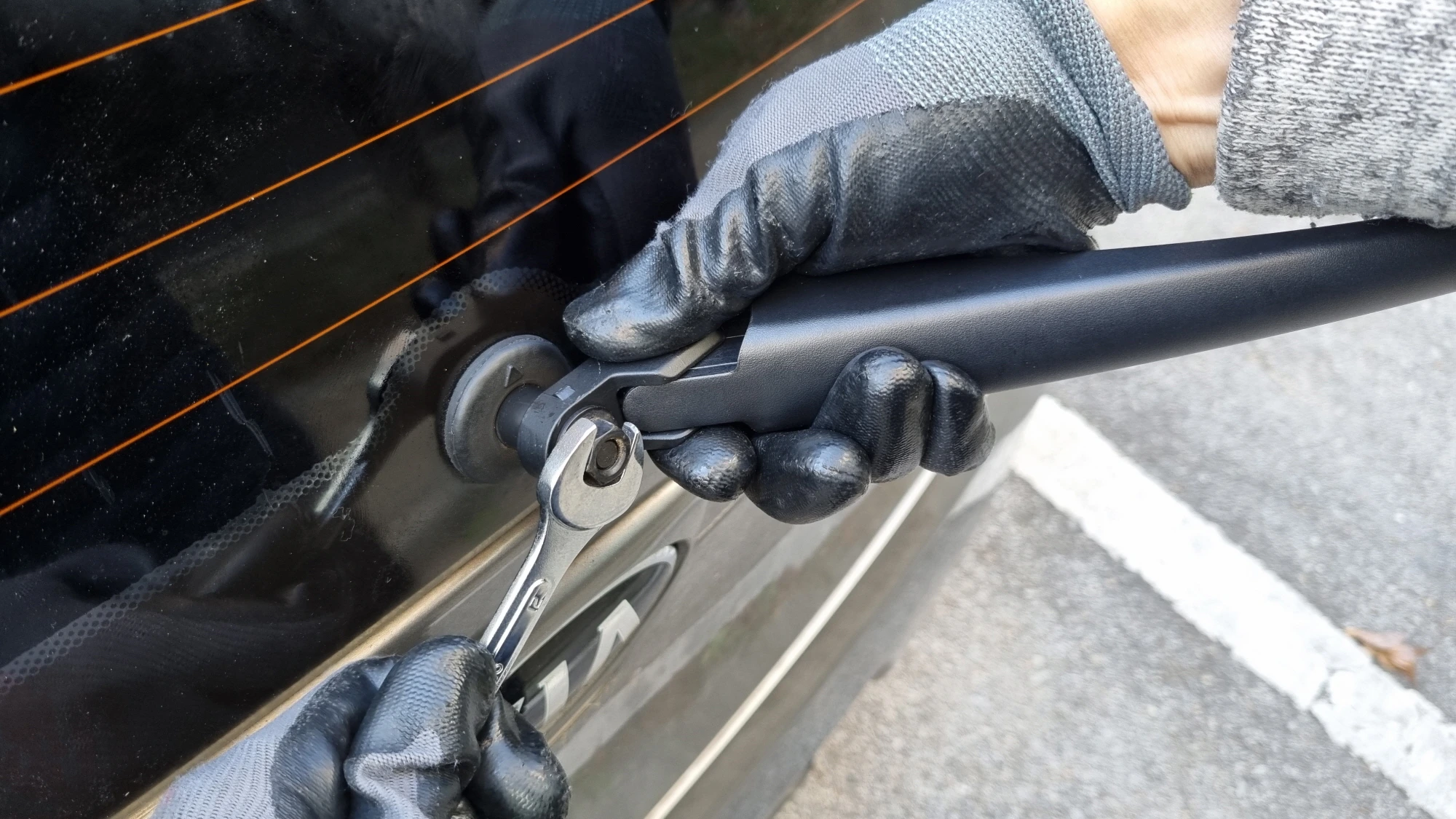 와이퍼암 고정 모습