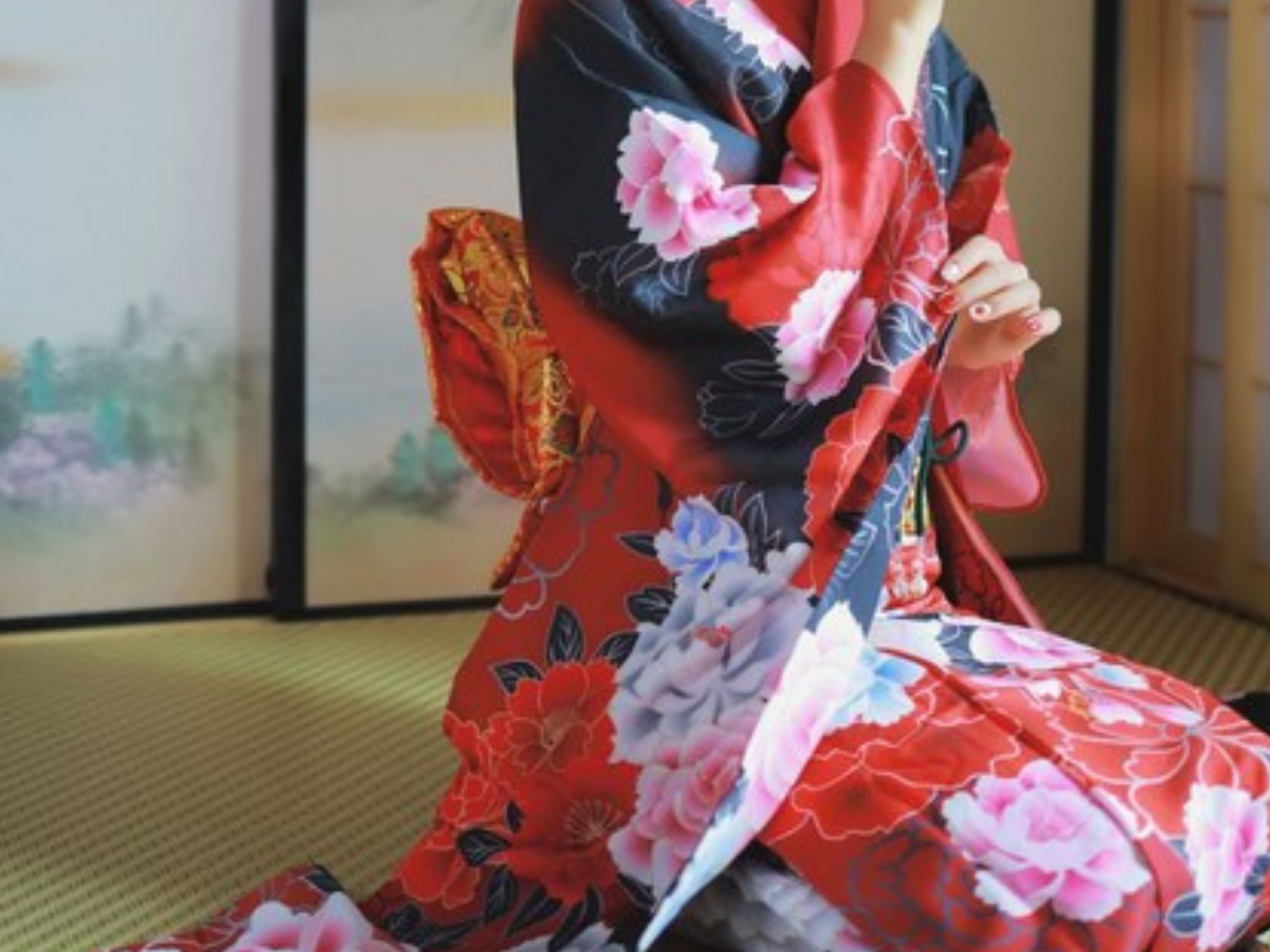 일본 전통 기모노 의상