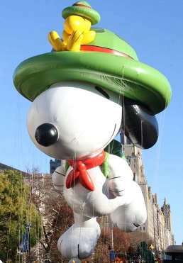 거대한 풍선 캐릭터 - 스누피