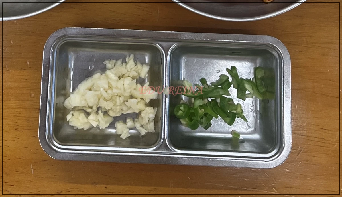 정발산동-황칠추어탕-마늘-고추