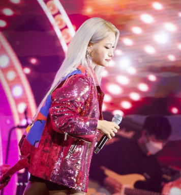손승연