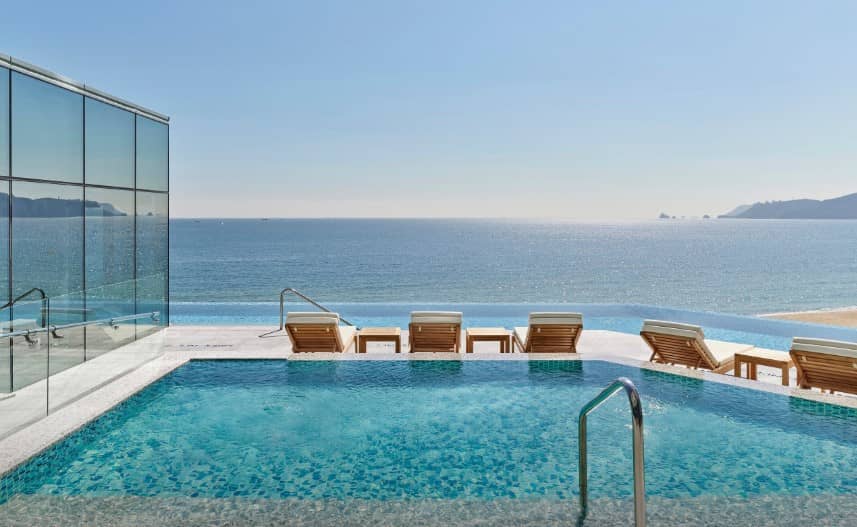 그랜드-조선-부산-야외수영장