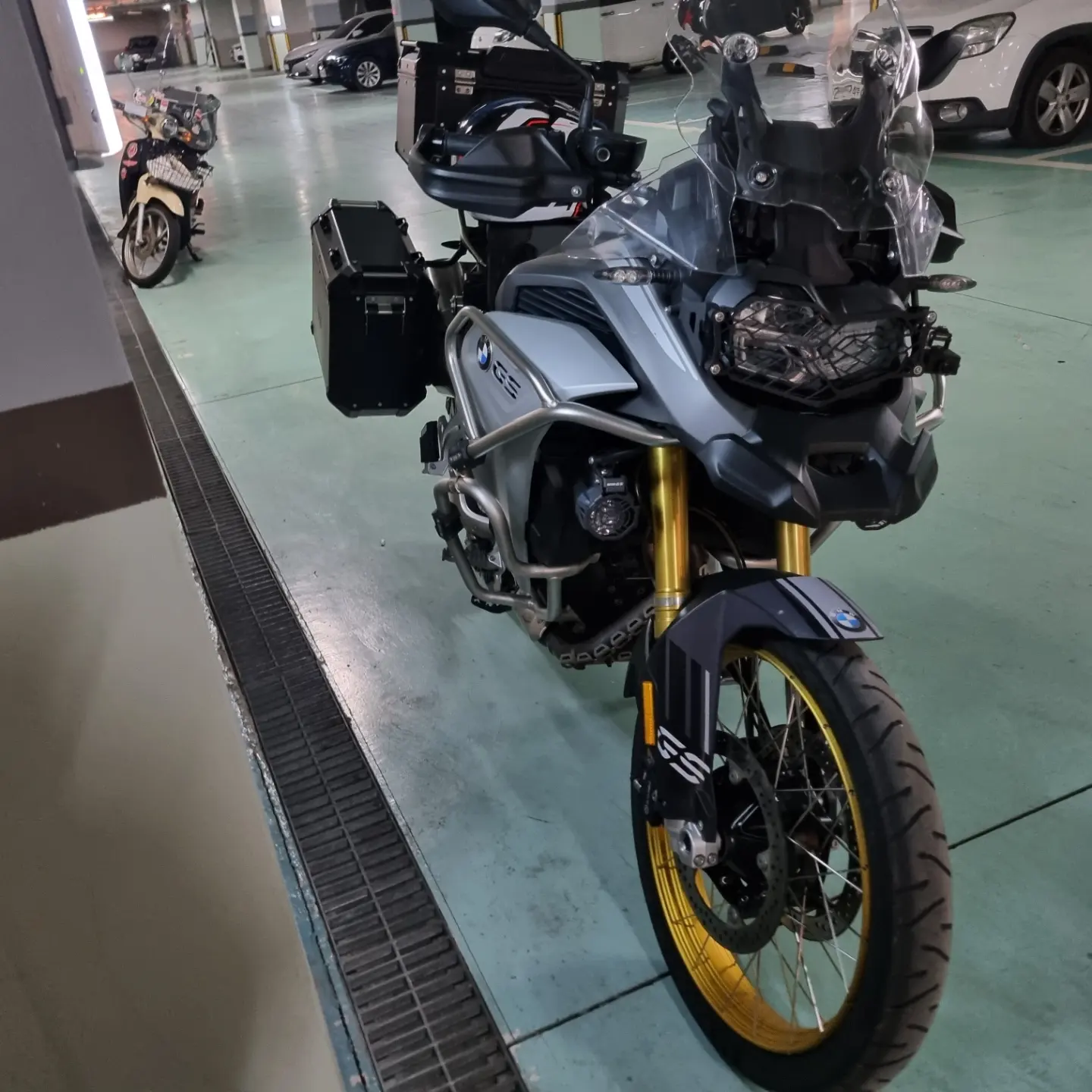 F850GSA