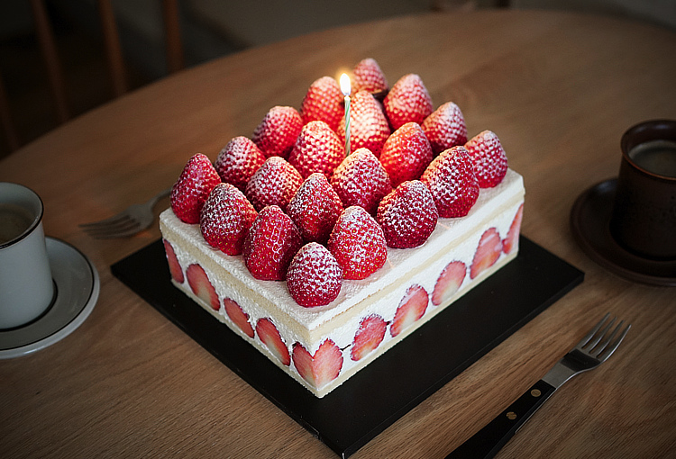 델리카한스 딸기케이크 초