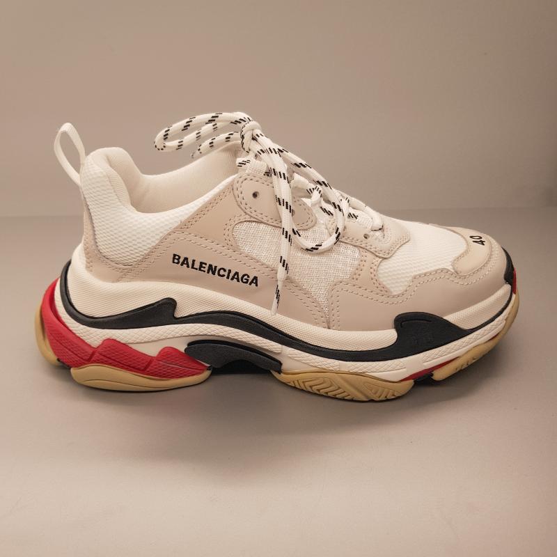 발렌시아가 남성 트리플 S 스니커즈 533882 9000