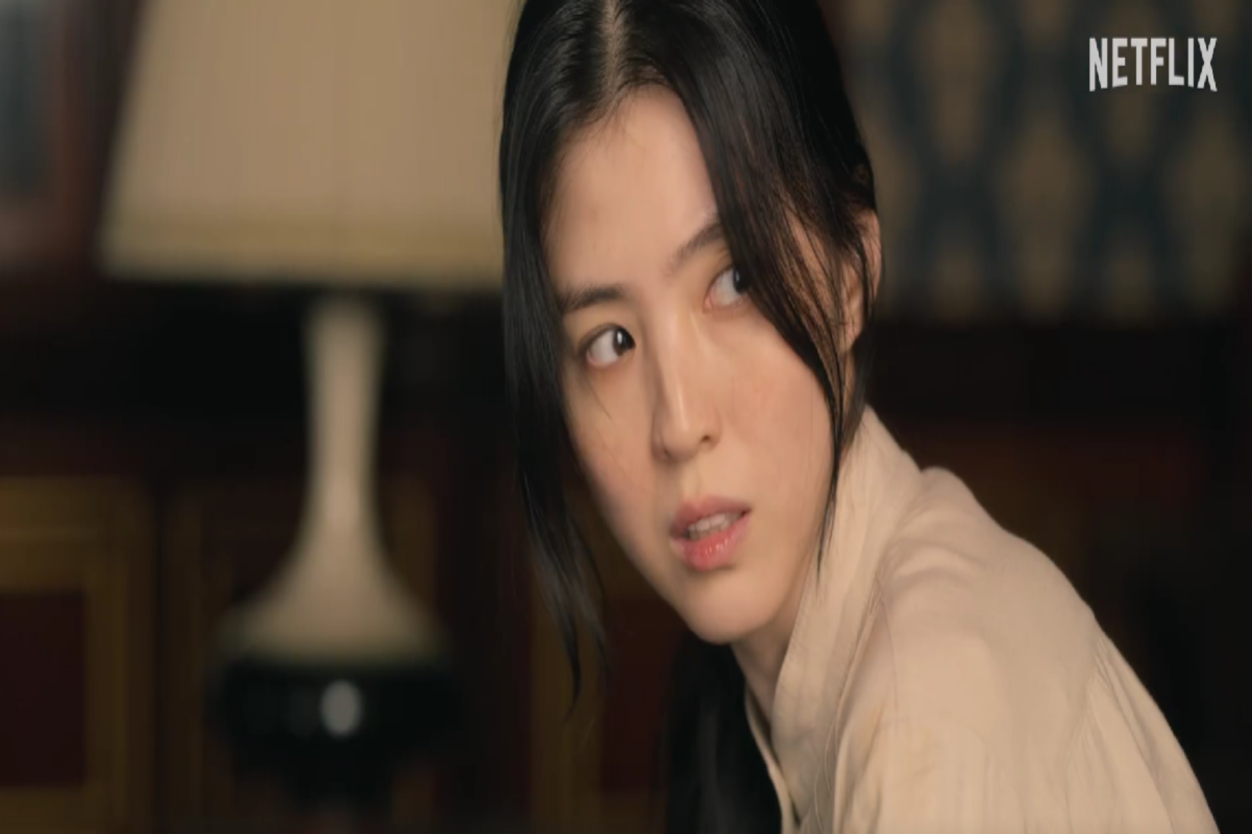 경성크리처 시즌2 이무생 스틸컷4