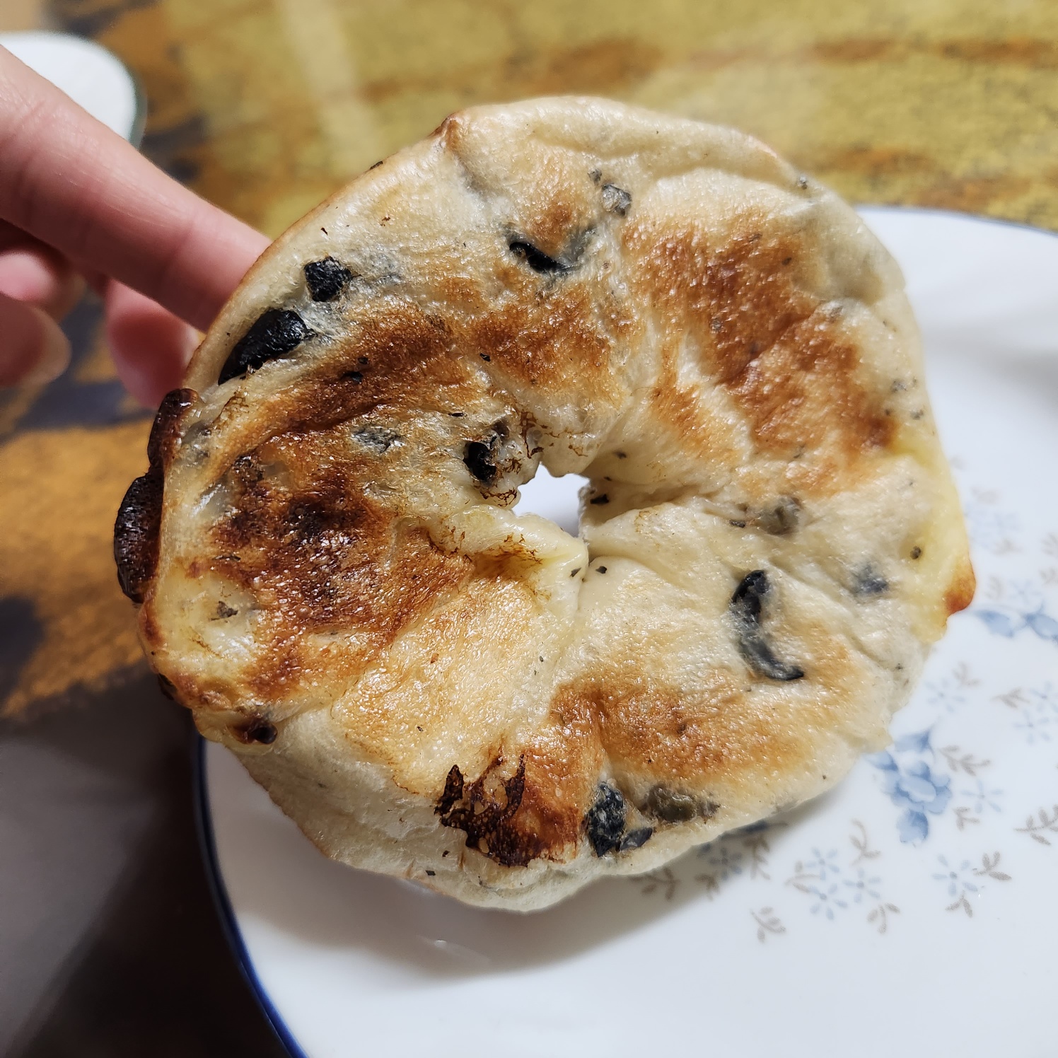 올리브 베이글 사진