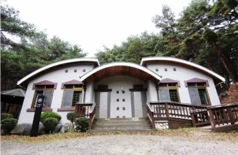 자연 속 힐링 2025년 국립자연휴양림 여름 명소 추천 3곳 완벽 여행_19