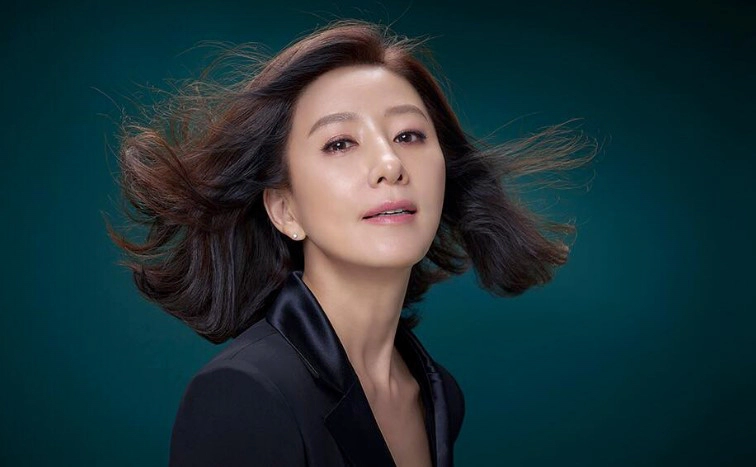 김희애 나이 남편 프로필