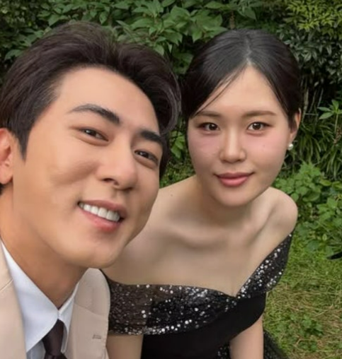 김원훈 와이프 직업 엄지윤 결혼