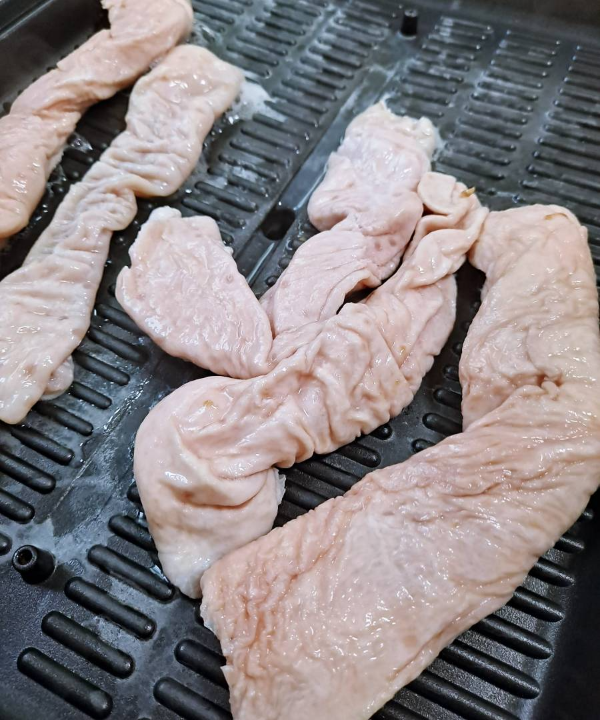 착한 생막창 굽는 중