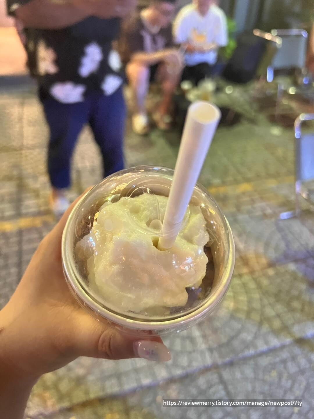 코코넛 스무디 커피