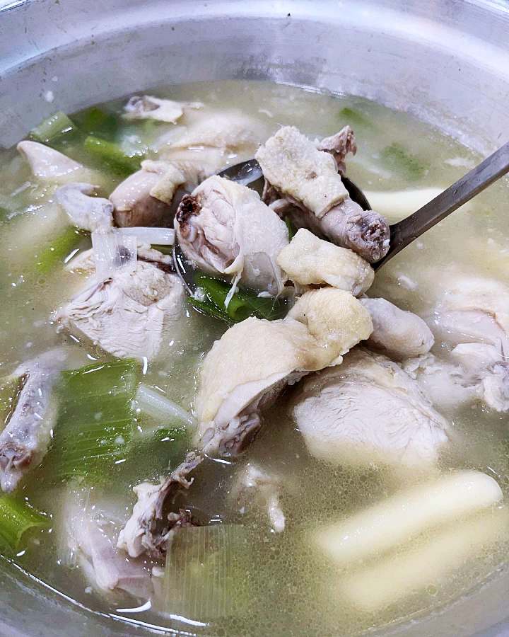 알토란 김명열 대박집 대표 닭한마리 특허 받은 육수로 한국을 넘어 일본까지 강타 맛있는 닭한마리집 종로 동대문 맛집 위치 메뉴 가격 정보