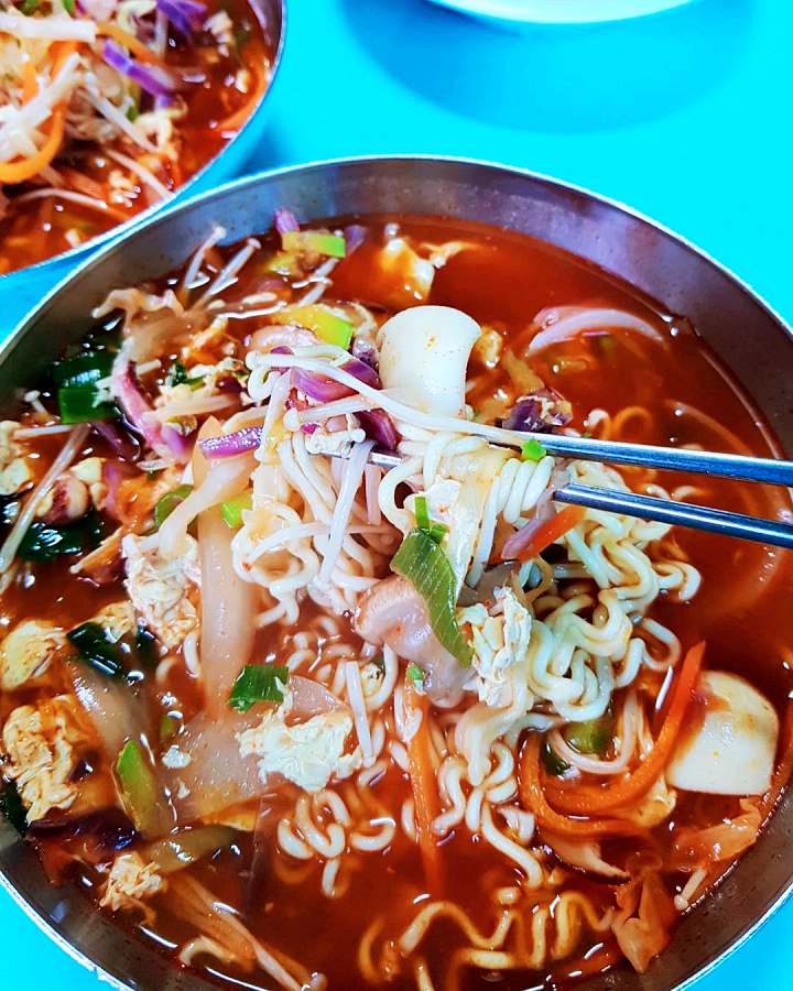 생방송오늘저녁 파주 2인분 만원 고수쌈 돼지갈비 핫플 도넛가게 간판없는 영태리 라면 맛집 추천