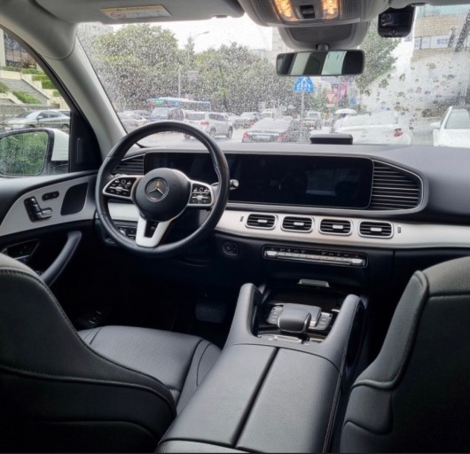 GLE 차량 실내사진