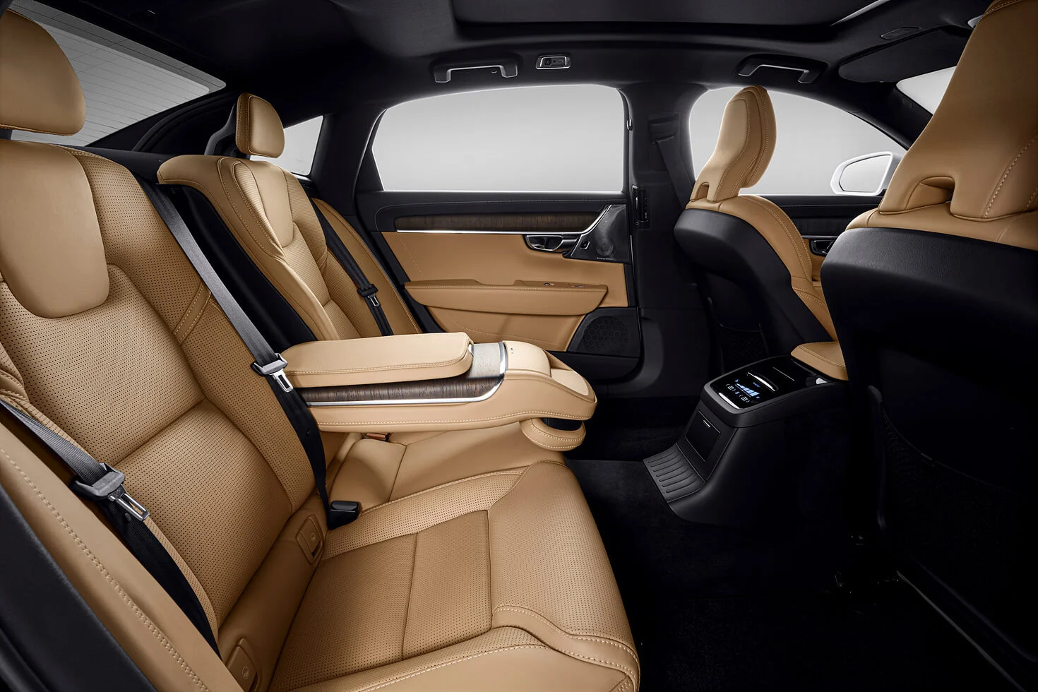 S90