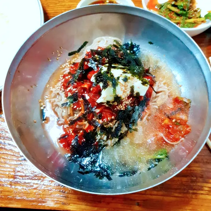 생활의달인 은둔식달 녹두 빈대떡과 함께 먹는 냉면 명태 회무침이 들어간 회냉면 달인 대전 냉면집 맛집 위치 어디