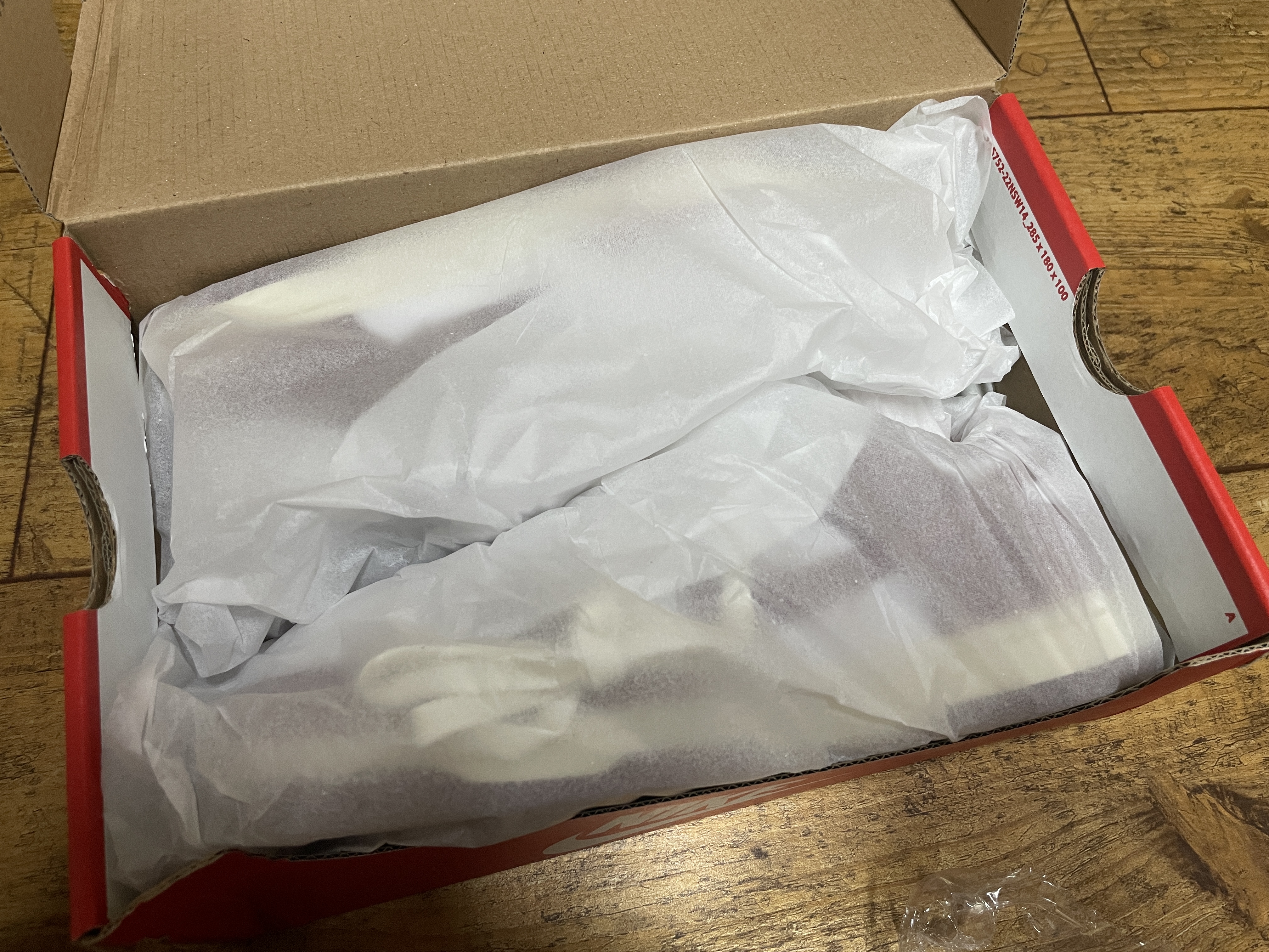 나이키 덩크 로우 레트로 프리미엄 팀 레드 앤 화이트