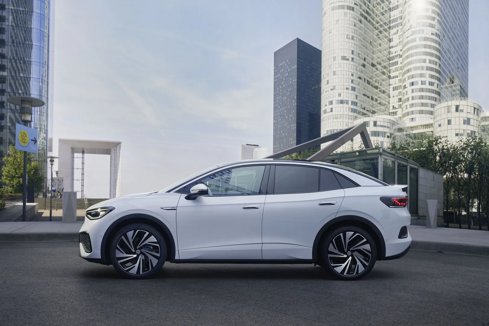 폭스바겐 ID.5 이미지