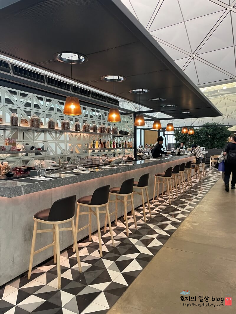 홍콩공항 콴타스라운지 내부 모습